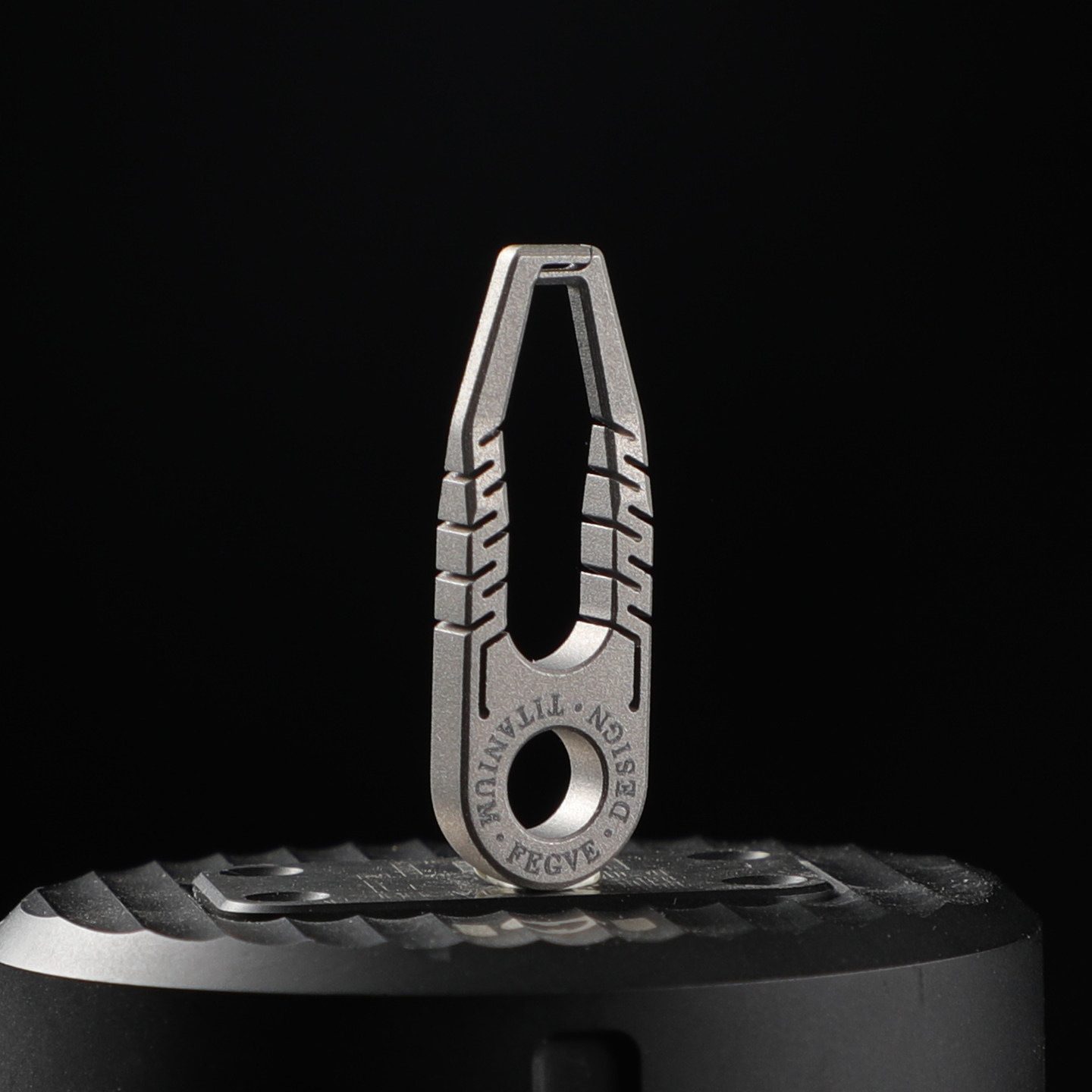 EDC Titaniumlegering Ritstrekk - Keychain Multi Tool recensie en prijs