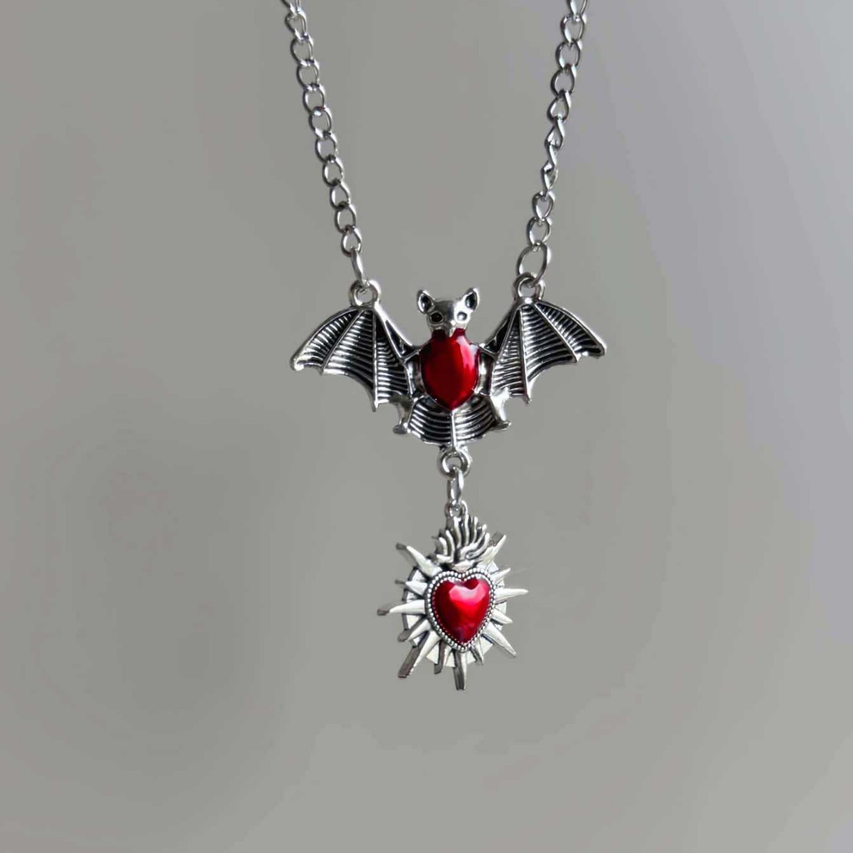 Spike Heart Bat ketting, gotis - Men'S Victorian Accessories recensie en prijs